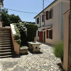 Grandpa Mate House , Dragove Croatia